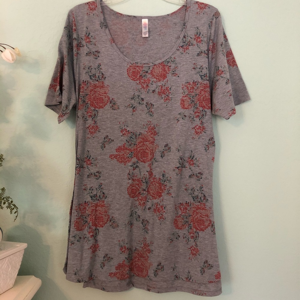 LuLaRoe Perfect Tee Gray Rose Cross Stitch XL